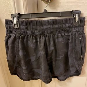 LULULEMON Track That Mid-rise Lined Shorts 5”